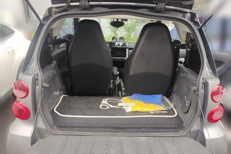 Used smart fortwo 2012 1.0T Flowing Gray Special Edition Trunk