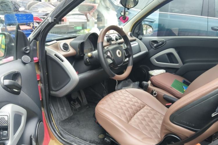 Used smart fortwo 2012 1.0 MHD Dragon Year Special Edition Driver Seat