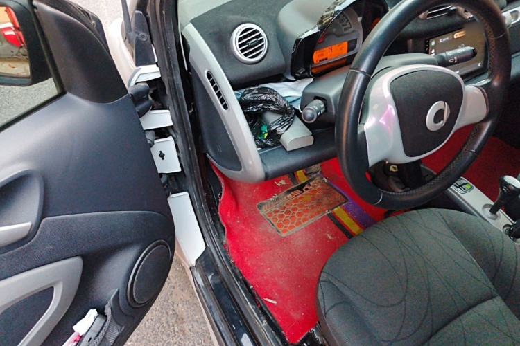 Used smart fortwo 2012 1.0 MHD Hardtop Standard Edition Driver Seat