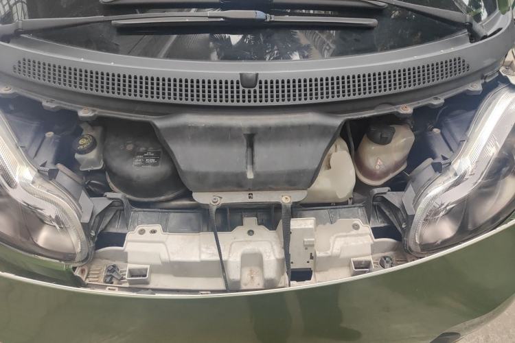 Used smart fortwo 2012 1.0 MHD Hardtop Standard Edition Engine Bay
