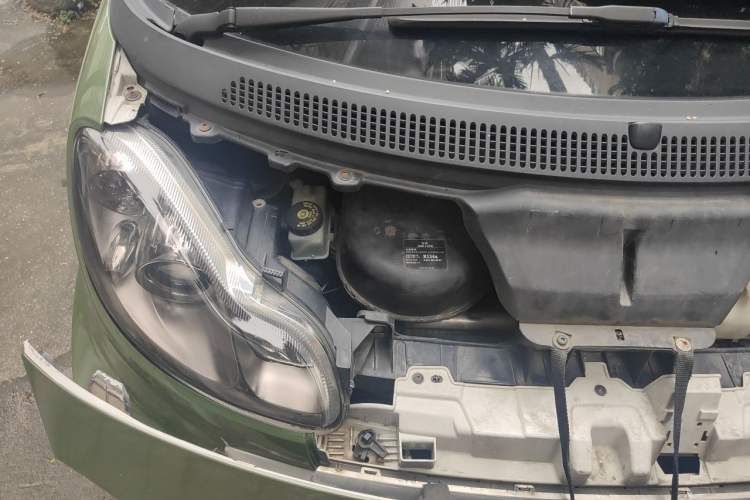 Used smart fortwo 2012 1.0 MHD Hardtop Standard Edition Engine Bay Right