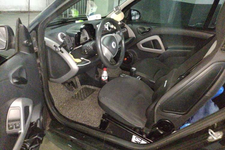 Used smart fortwo 2012 1.0 MHD Hardtop Standard Edition Driver Seat