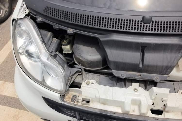 Used smart fortwo 2012 1.0 MHD Hardtop Standard Edition Engine Bay Right
