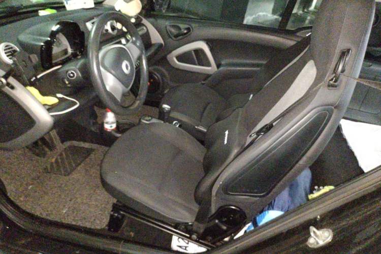 Used smart fortwo 2012 1.0 MHD Hardtop Standard Edition Left Rear Seat