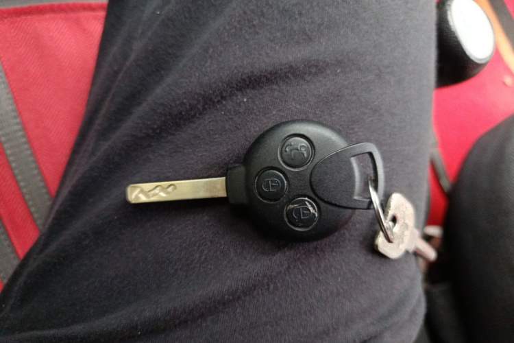 Used smart fortwo 2012 1.0 MHD Hardtop Standard Edition Vehicle Key