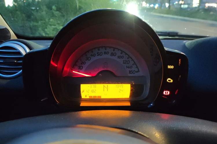 Used smart fortwo 2012 1.0 MHD Hardtop Standard Edition Instrument Cluster