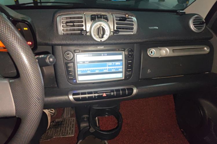 Used smart fortwo 2012 1.0 MHD Hardtop Standard Edition Audio And AC Panel