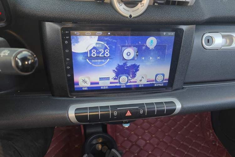 Used smart fortwo 2012 1.0 MHD Hardtop Comfort Edition Audio And AC Panel