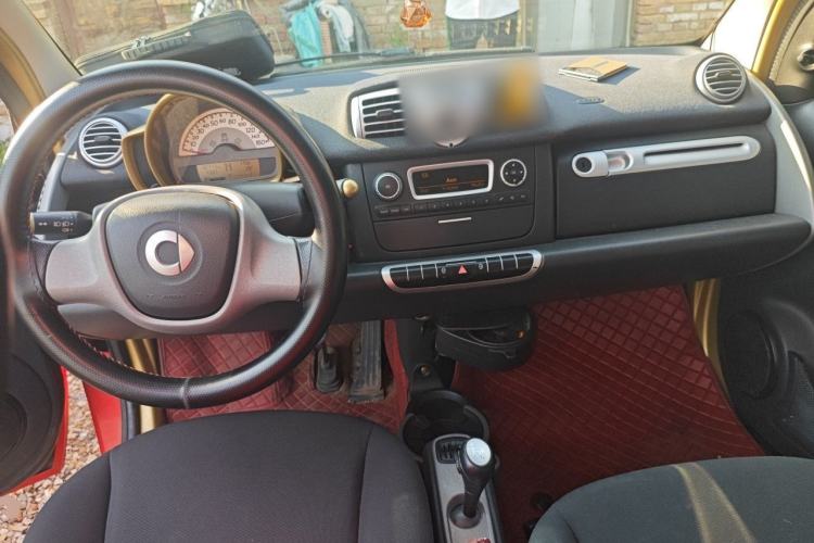 Used smart fortwo 2012 1.0 MHD Hardtop Comfort Edition Center Console