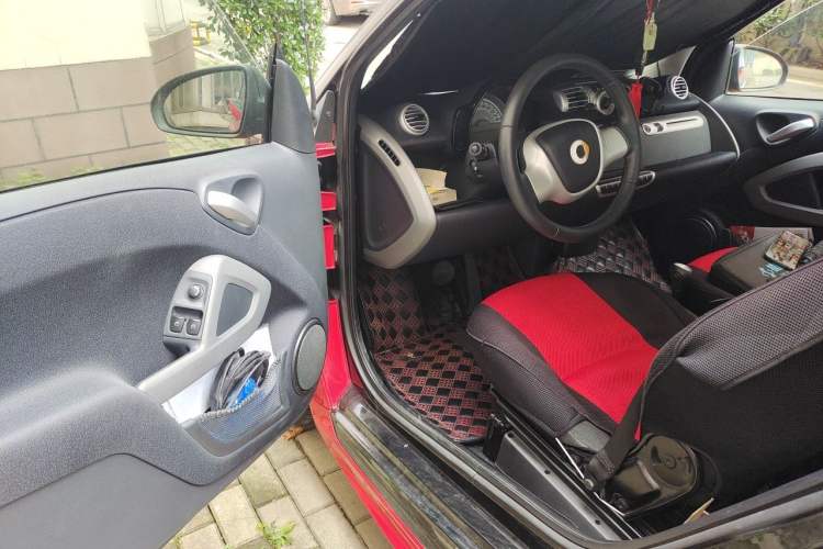Used smart fortwo 2012 1.0 MHD Hardtop Comfort Edition Driver Seat