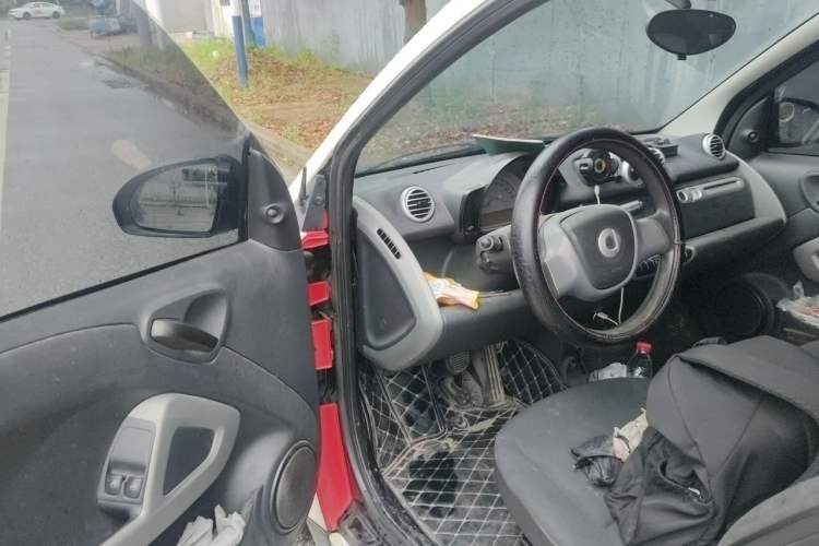 Used smart fortwo 2012 1.0 MHD Hardtop Standard Edition Driver Seat