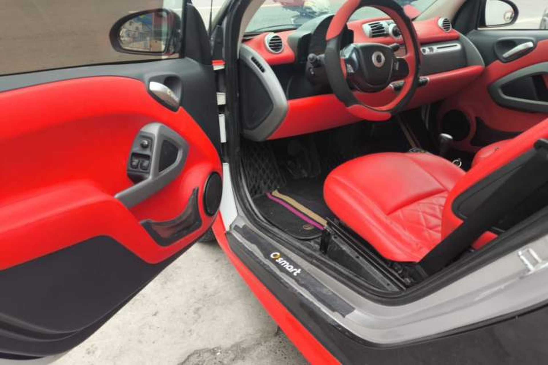 Used smart fortwo 2012 1.0 MHD Convertible Passion Edition Driver Seat