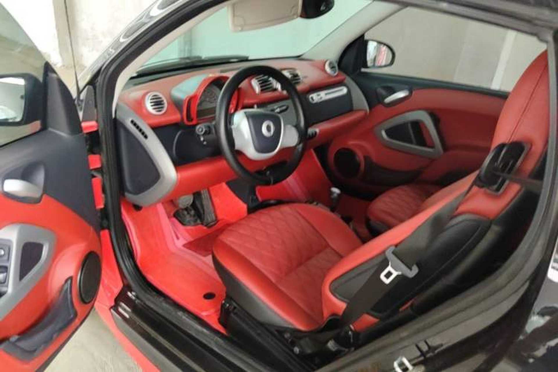 Used smart fortwo 2012 1.0 MHD Convertible Passion Edition Driver Seat