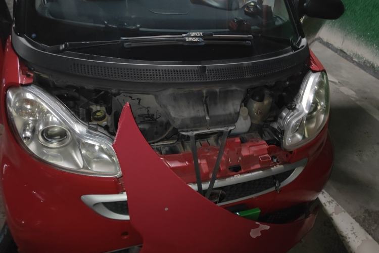 Used smart fortwo 2012 1.0 MHD Hardtop Standard Edition Engine Bay