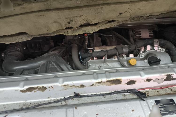 Used smart fortwo 2012 1.0 MHD Convertible Passion Edition Engine Bay