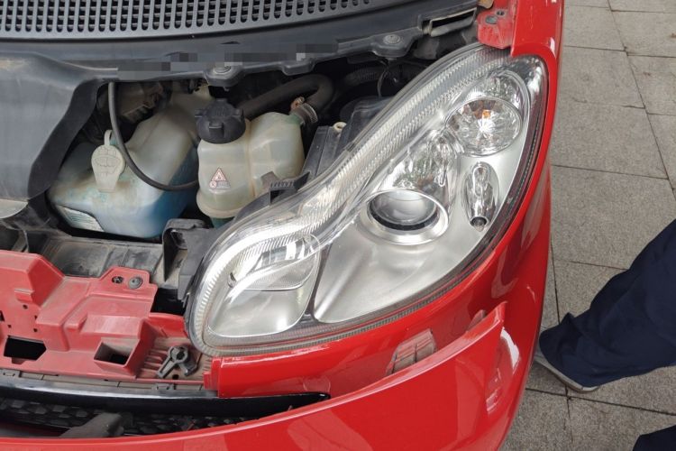 Used smart fortwo 2012 1.0 MHD Hardtop Standard Edition Engine Bay Left