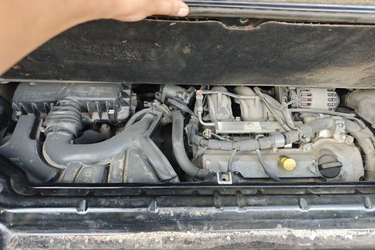 Used smart fortwo 2012 1.0 MHD Hardtop Standard Edition Engine Bay