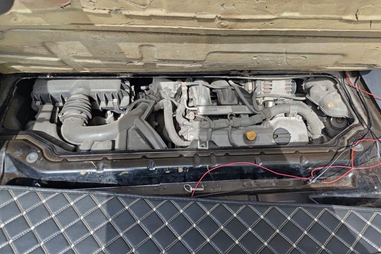 Used smart fortwo 2012 1.0 MHD Hardtop Passion Edition Engine Bay