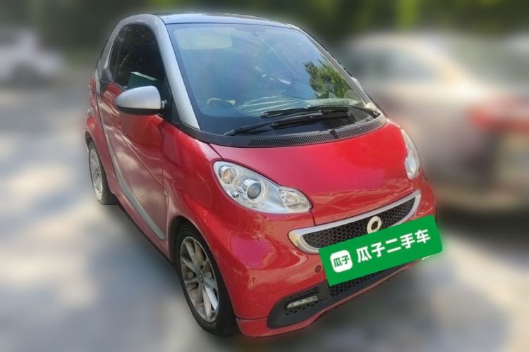 Used smart fortwo 2012 1.0 MHD Hardtop Passion Edition Front Right 45 Deg