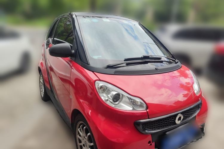Used smart fortwo 2012 1.0 MHD Hardtop Standard Edition Front Right 45 Deg