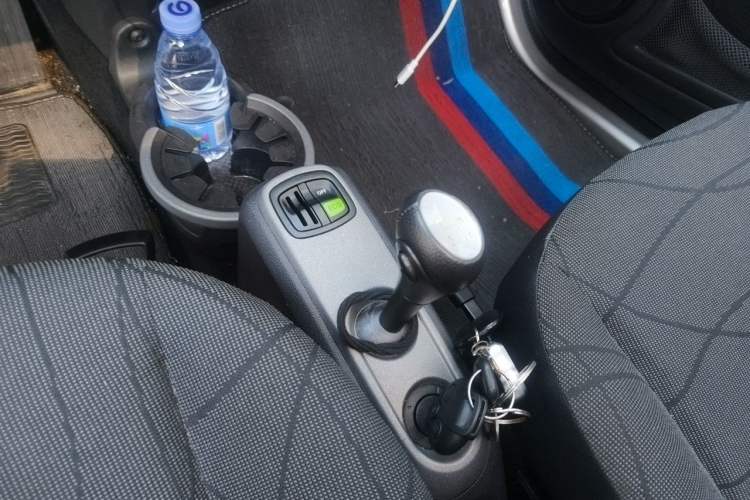 Used smart fortwo 2012 1.0 MHD Hardtop Passion Edition Gear Lever