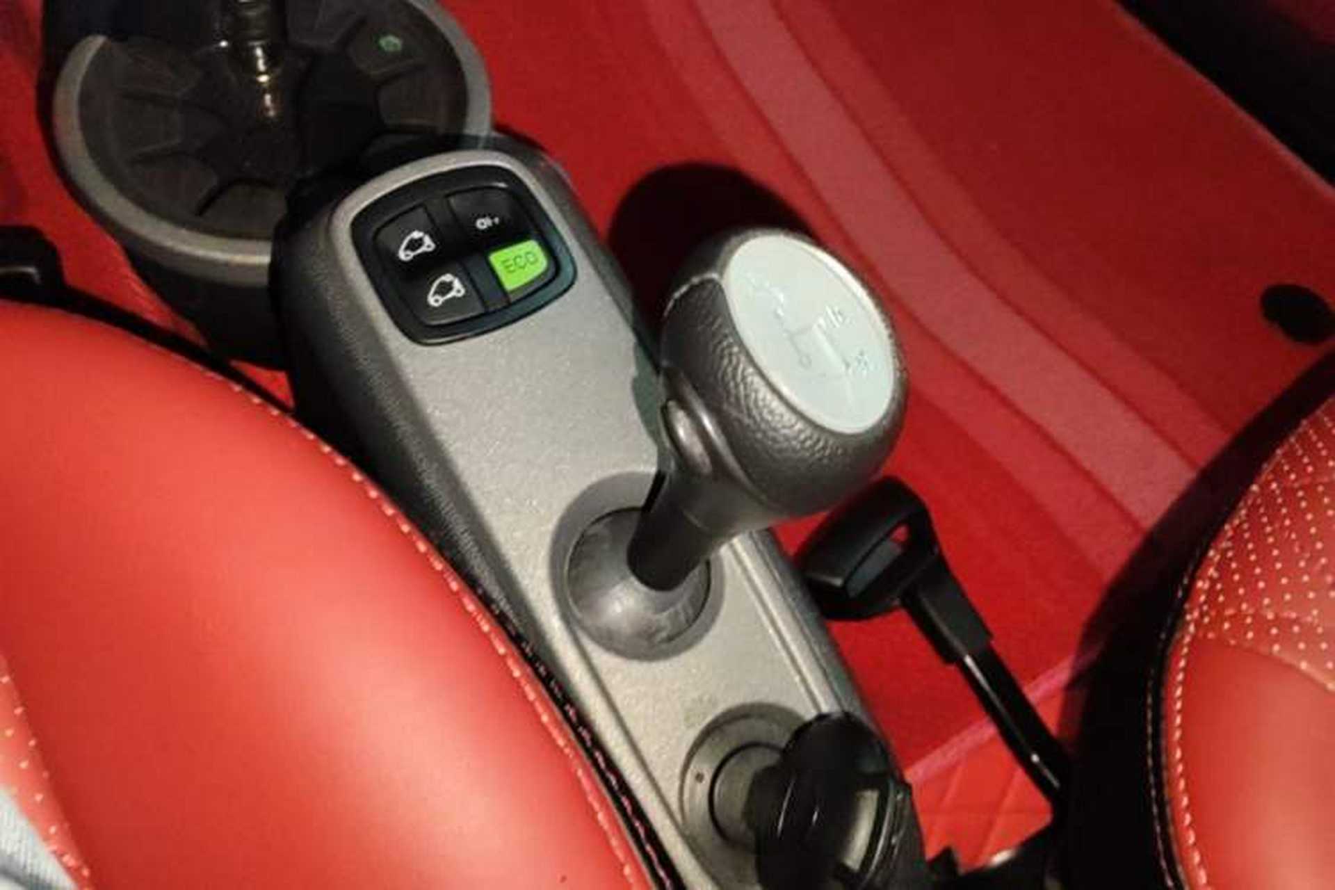 Used smart fortwo 2012 1.0 MHD Convertible Passion Edition Gear Lever