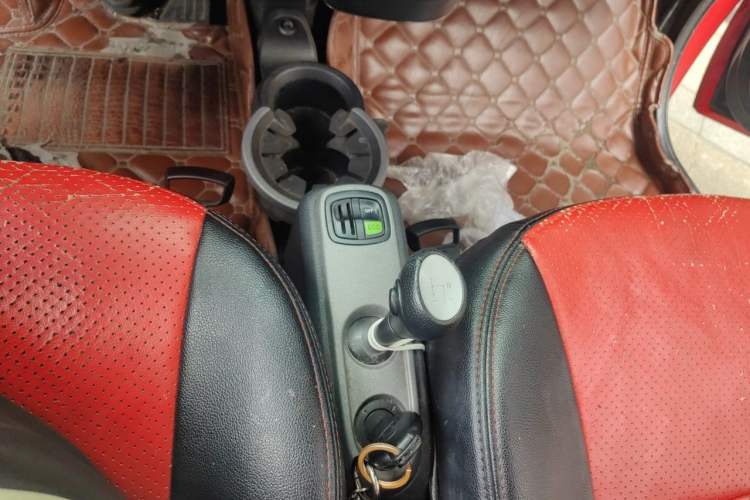 Used smart fortwo 2012 1.0 MHD Hardtop Standard Edition Gear Lever