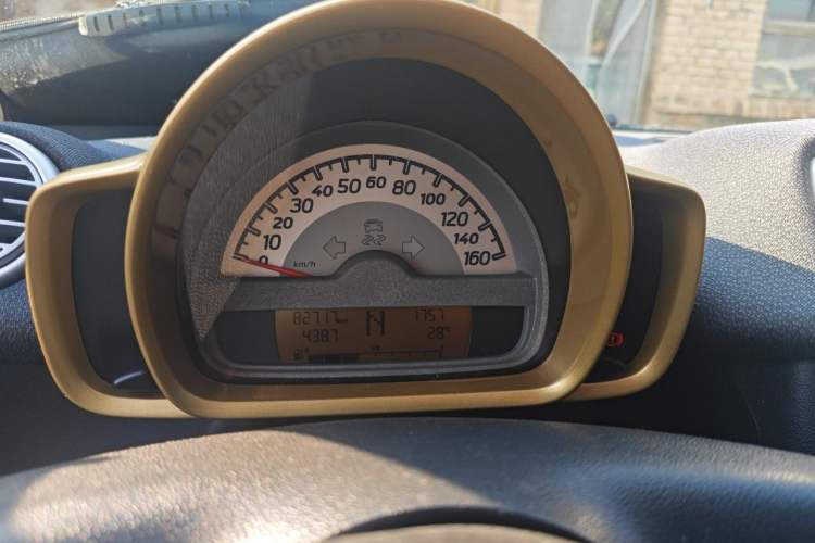Used smart fortwo 2012 1.0 MHD Hardtop Comfort Edition Instrument Cluster