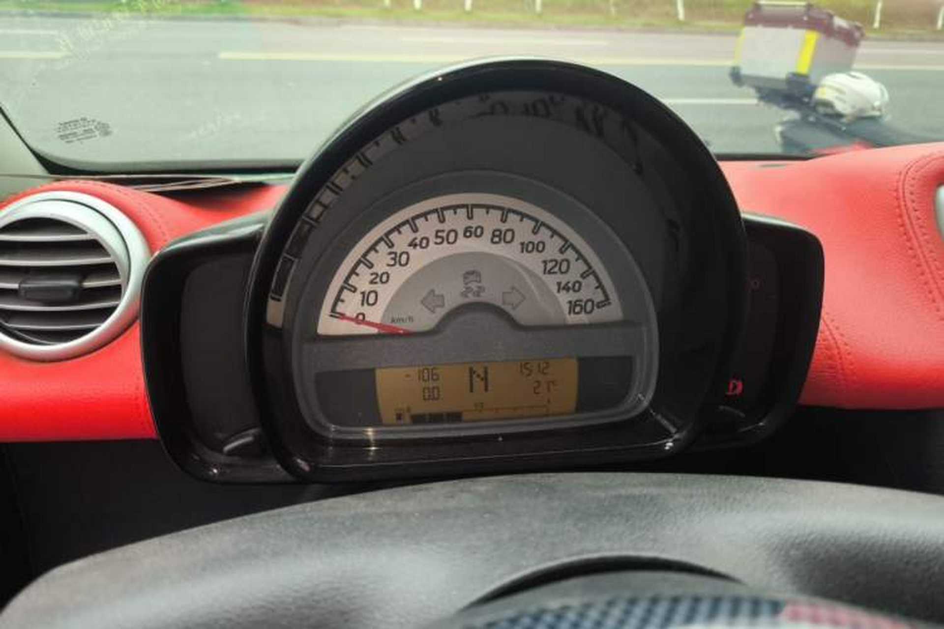 Used smart fortwo 2012 1.0 MHD Convertible Passion Edition Instrument Cluster