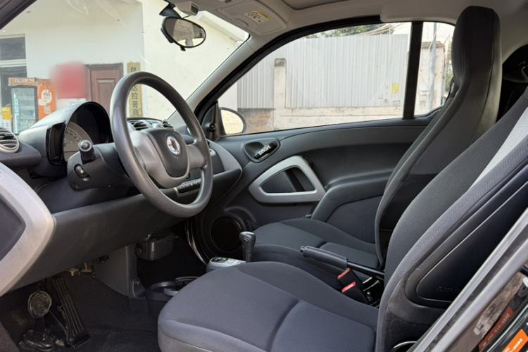Used smart fortwo 2012 1.0 MHD Hardtop Standard Edition Interior 3