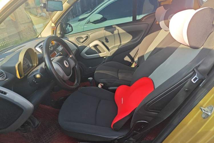 Used smart fortwo 2012 1.0 MHD Hardtop Comfort Edition Left Front Seat