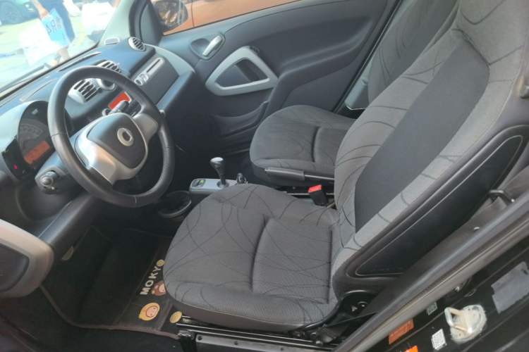Used smart fortwo 2012 1.0 MHD Hardtop Passion Edition Left Front Seat