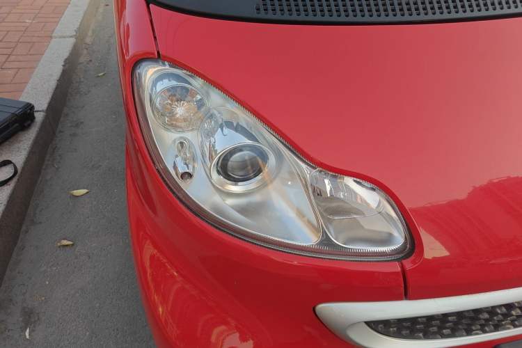 Used smart fortwo 2012 1.0 MHD Hardtop Comfort Edition Right Front Headlight