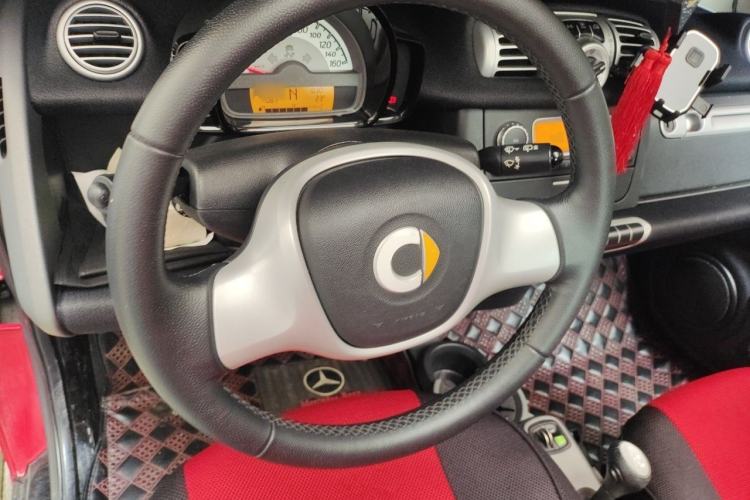 Used smart fortwo 2012 1.0 MHD Hardtop Comfort Edition Steering Wheel