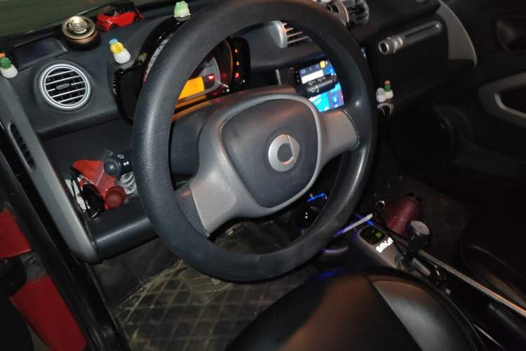 Used smart fortwo 2012 1.0 MHD Hardtop Standard Edition Steering Wheel