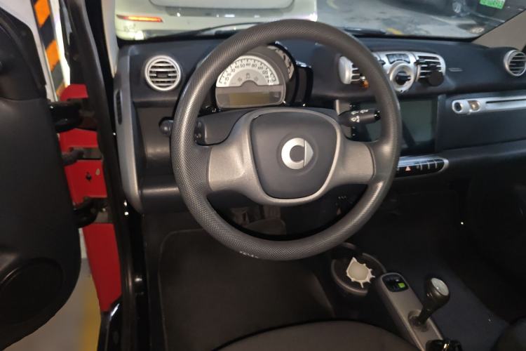 Used smart fortwo 2012 1.0 MHD Hardtop Standard Edition Steering Wheel