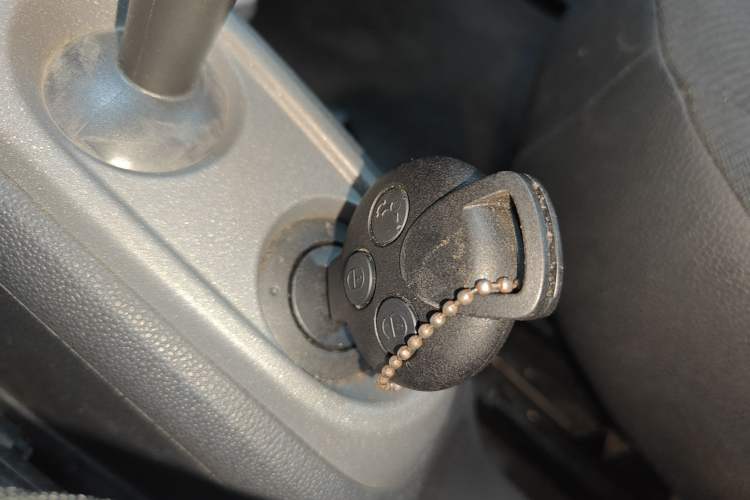 Used smart fortwo 2012 1.0 MHD Hardtop Standard Edition Vehicle Key