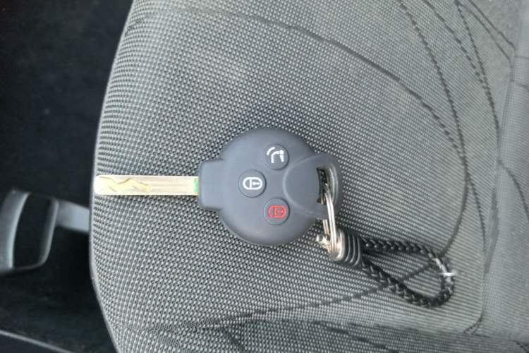 Used smart fortwo 2012 1.0 MHD Hardtop Passion Edition Vehicle Key
