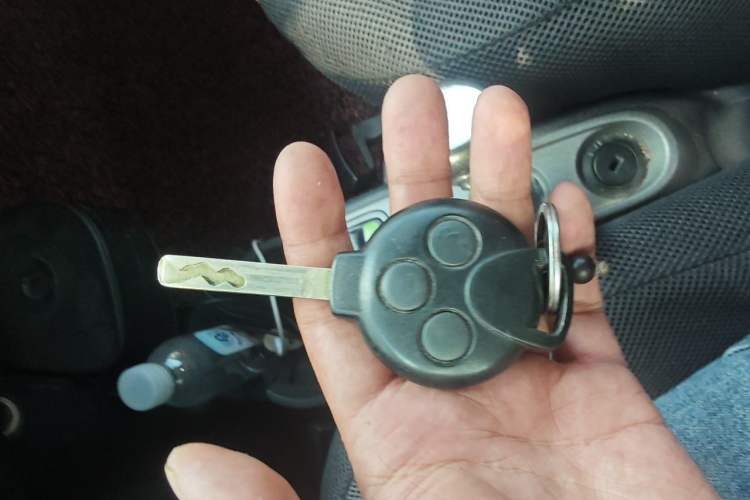Used smart fortwo 2012 1.0 MHD Hardtop Standard Edition Vehicle Key