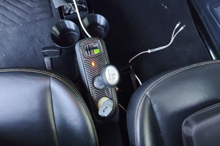 Used smart fortwo 2012 1.0 MHD Hardtop Comfort Edition Gear Lever