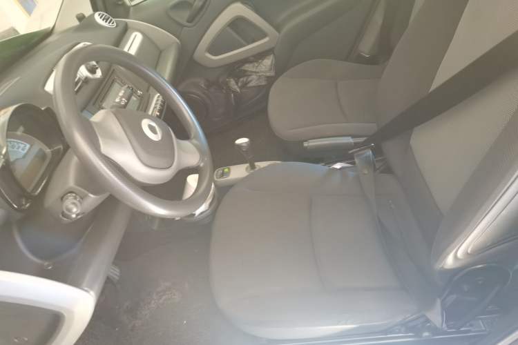 Used smart fortwo 2012 1.0 MHD Hardtop Standard Edition Left Front Seat