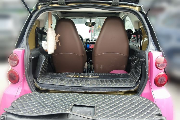 Used smart fortwo 2012 1.0 MHD Dragon Year Special Edition Trunk