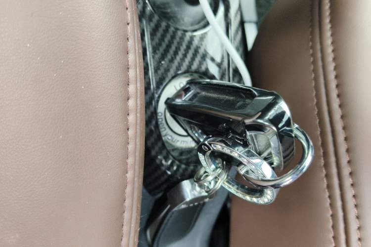 Used smart fortwo 2012 1.0 MHD Dragon Year Special Edition Vehicle Key