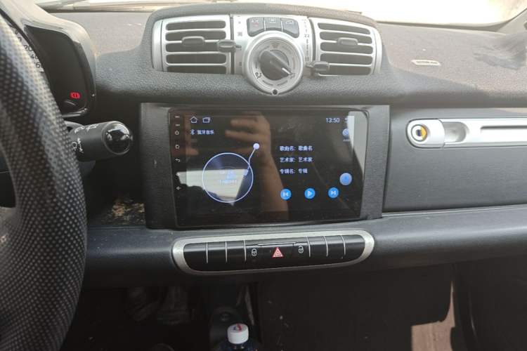 Used smart fortwo 2012 1.0 MHD Hardtop Standard Edition Audio And AC Panel