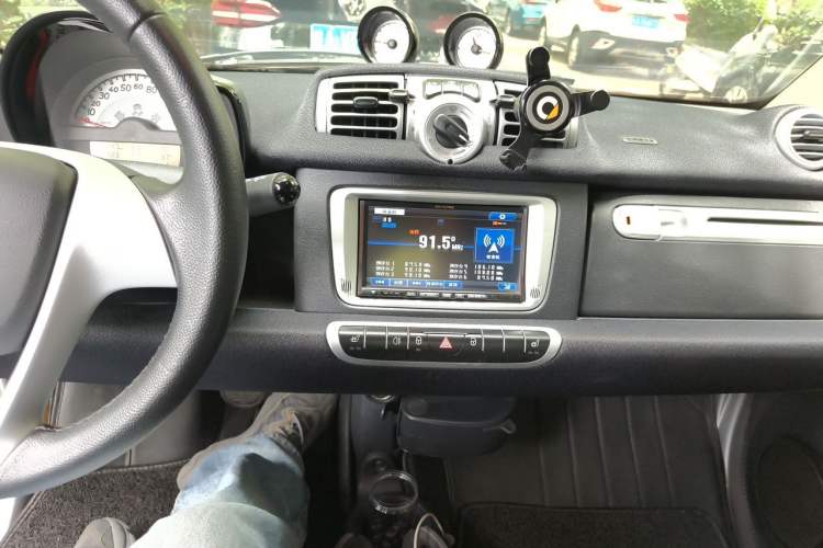 Used smart fortwo 2012 1.0T Hardtop Passion Edition Audio And AC Panel