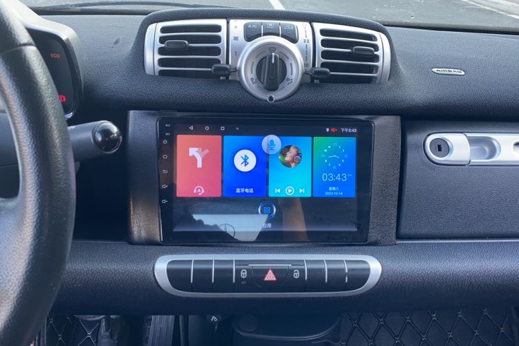Used smart fortwo 2012 1.0 MHD Convertible Passion Edition Audio And AC Panel