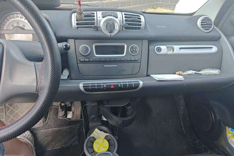 Used smart fortwo 2012 1.0 MHD Hardtop Standard Edition Audio And AC Panel