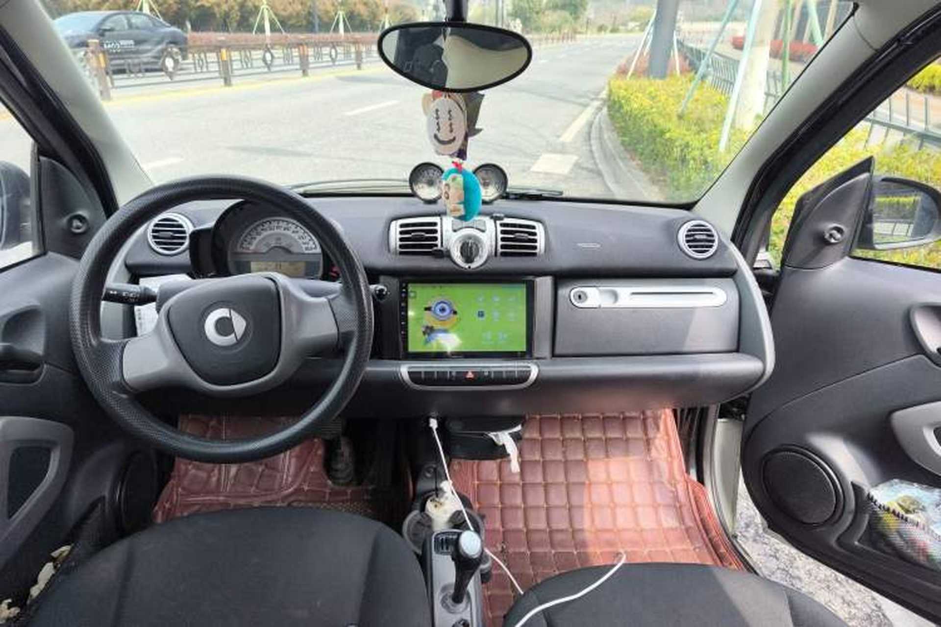 Used smart fortwo 2012 1.0 MHD Hardtop Standard Edition Center Console