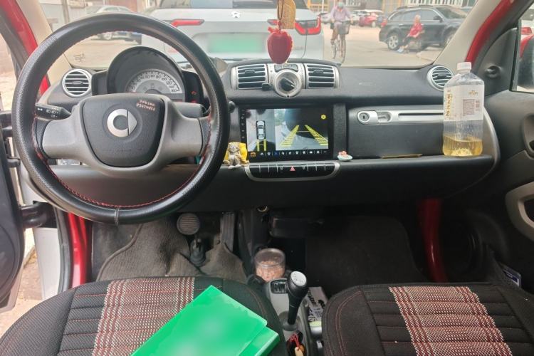 Used smart fortwo 2012 1.0 MHD Hardtop Standard Edition Center Console