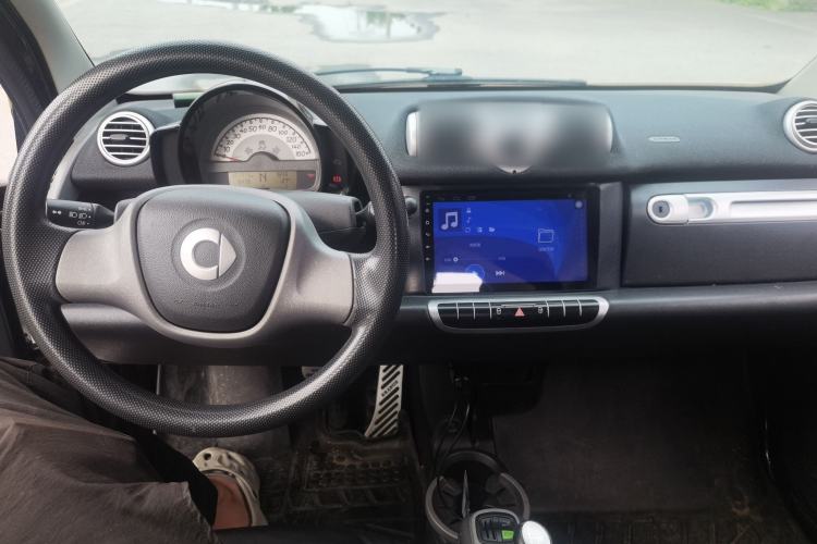 Used smart fortwo 2012 1.0 MHD Hardtop Comfort Edition Center Console